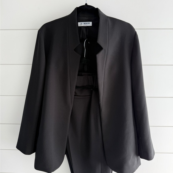 Of Mercer Suit (Jacket & Pants), size 12 - Picture 3 of 14